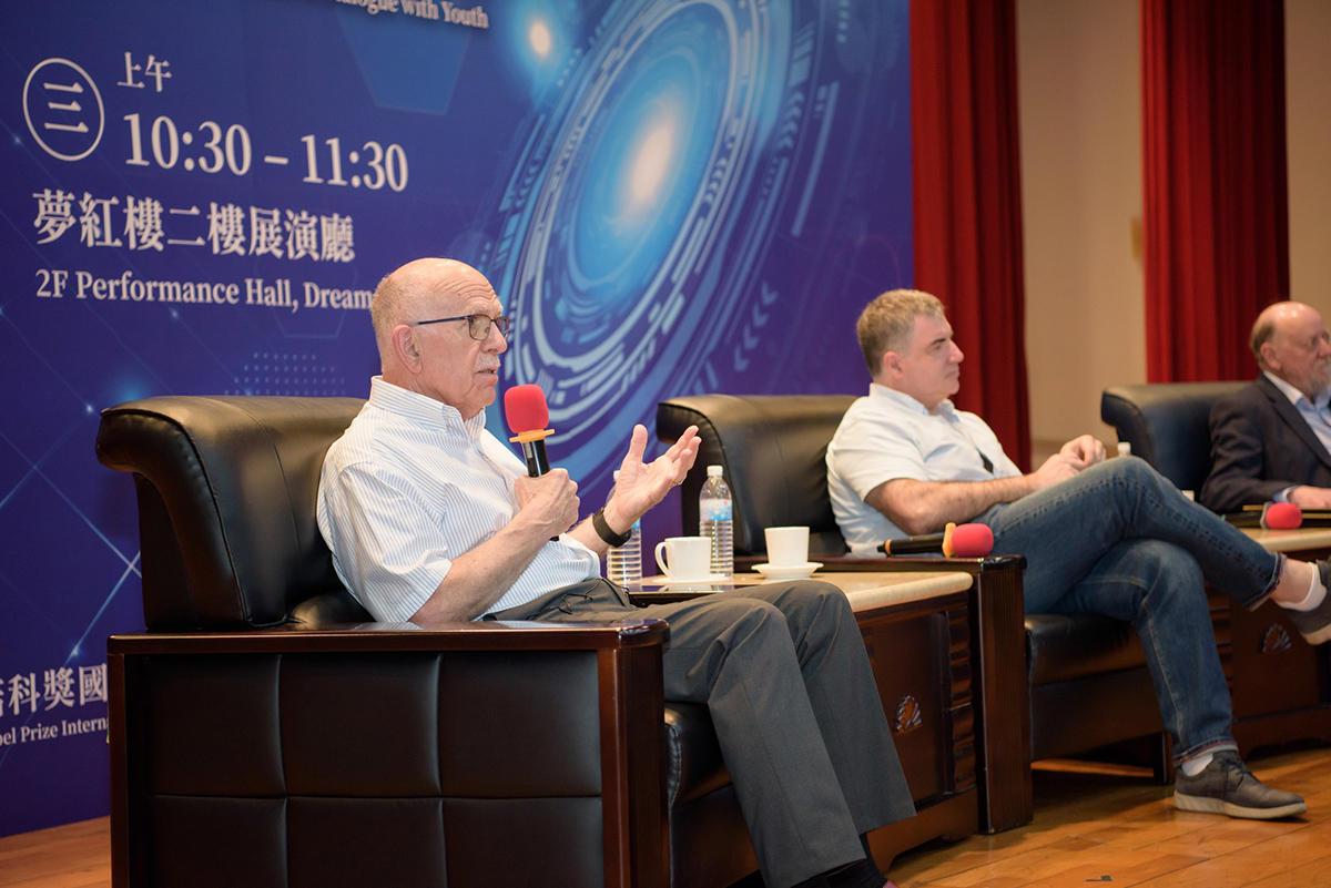 Visit to Jianzhong | Scientific Masters Enter the Century-Old University